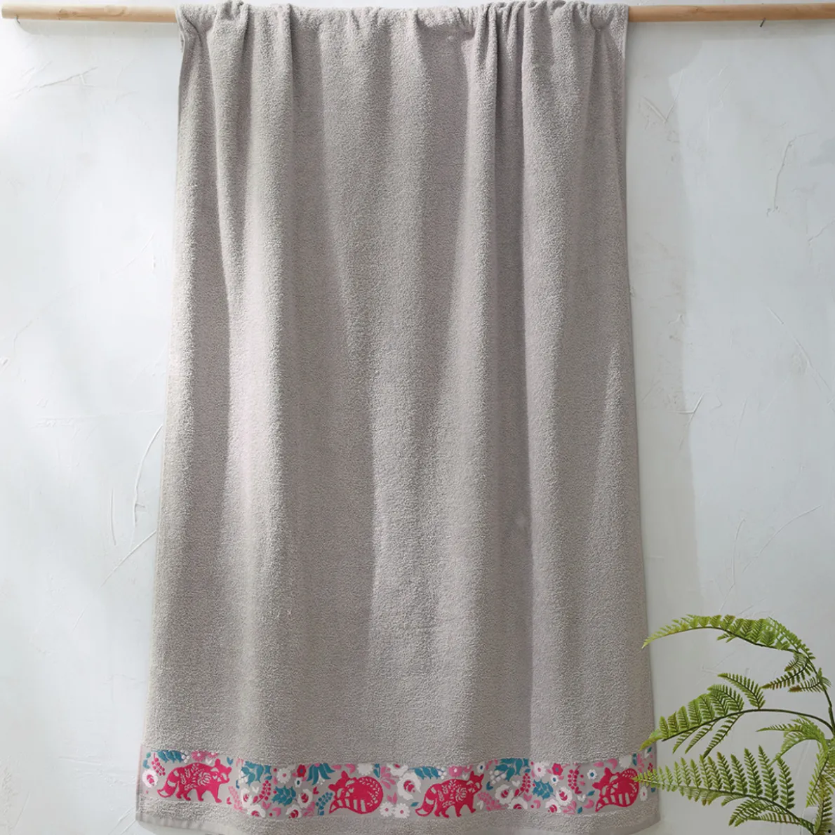 Au milieu des fleurs Maxi drap de bain