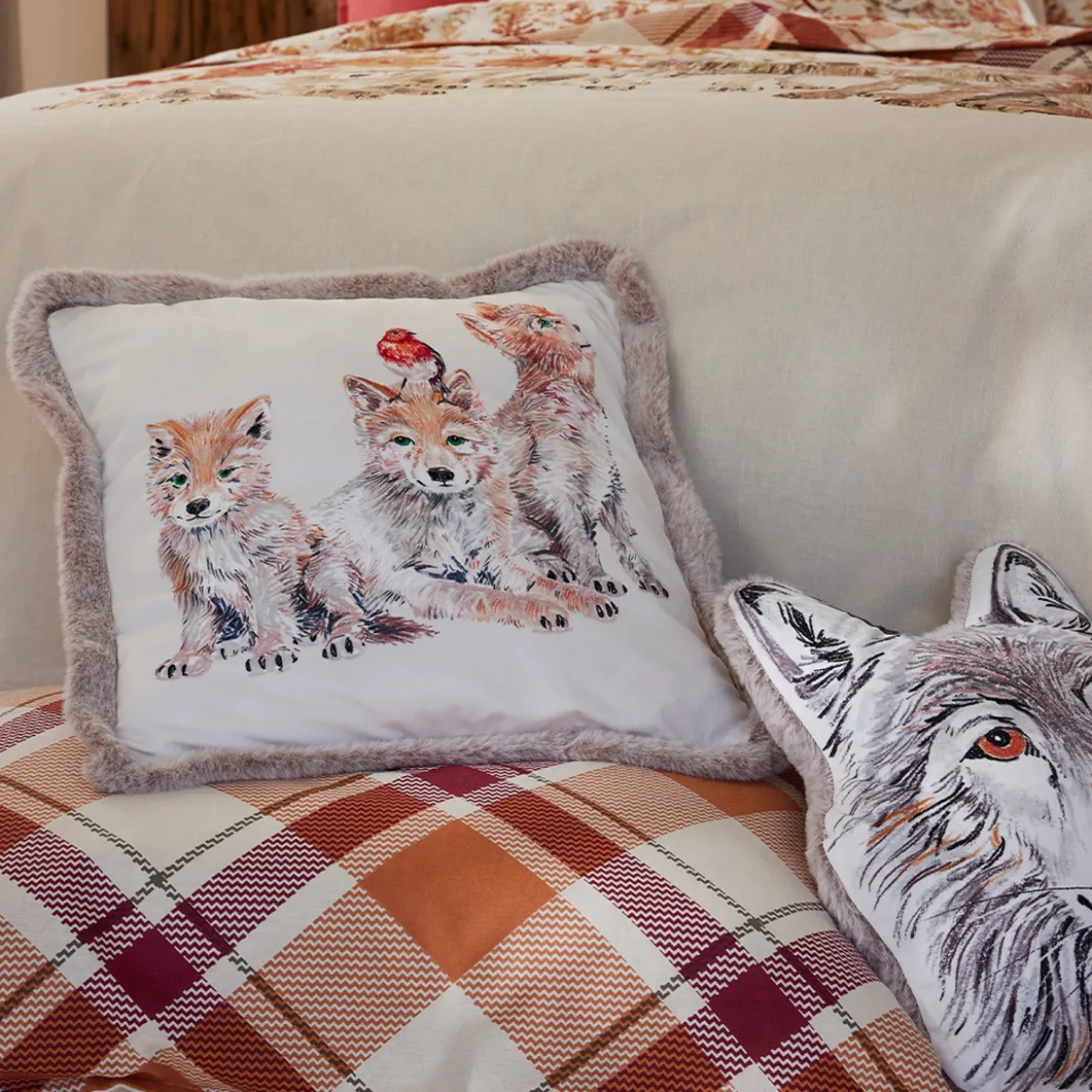 Câlins en forêt Housse de coussin