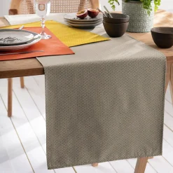 Jeux de styles Chemin de table