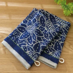 Le souffle du samouraï 2 gants de toilette