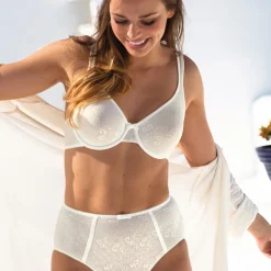 Lucie Soutien-gorge