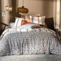 Petit déjeuner au lit Drap