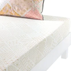 Sashiko en fleurs Linge de lit