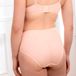 Soledad Lingerie