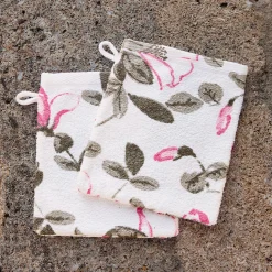 Voile de camélia 2 gants de toilette